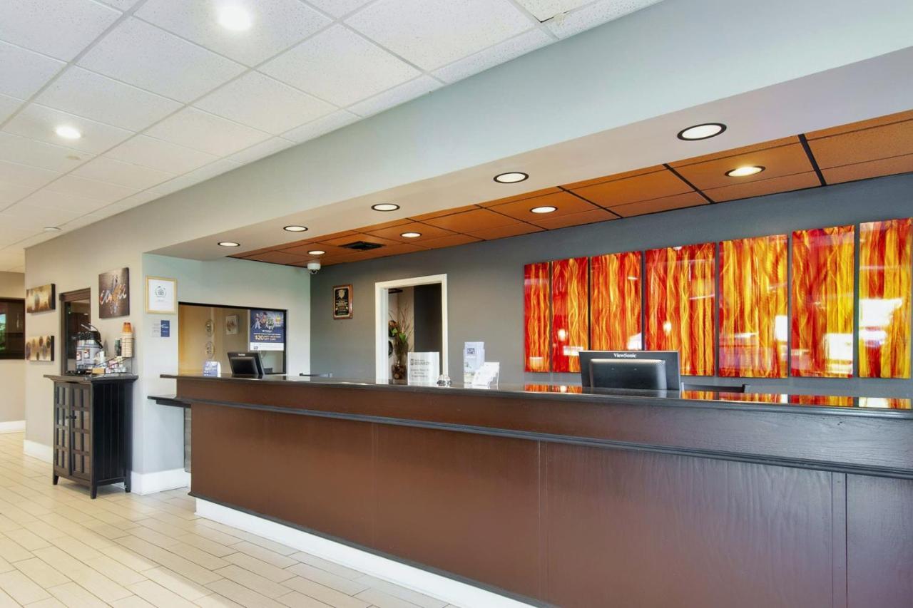 Days Inn & Suites By Wyndham Johnson City Extérieur photo