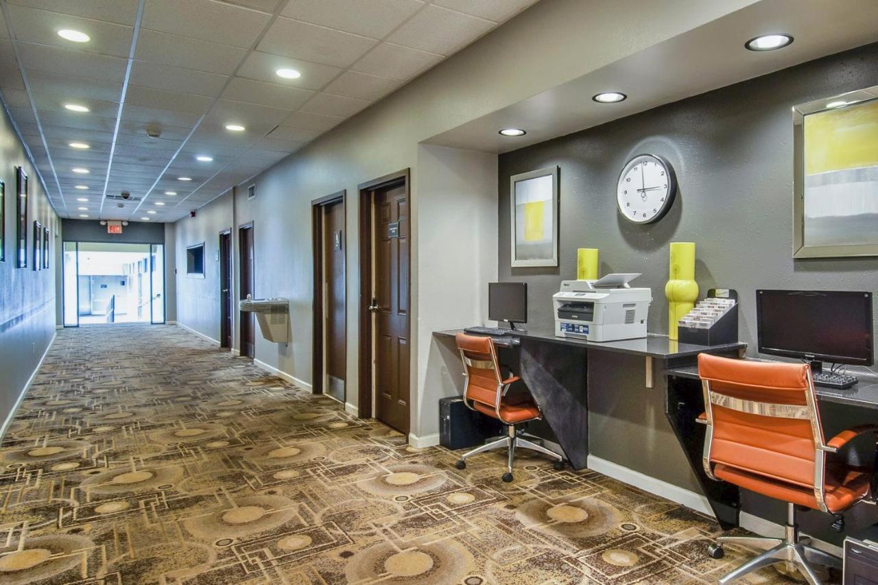 Days Inn & Suites By Wyndham Johnson City Extérieur photo