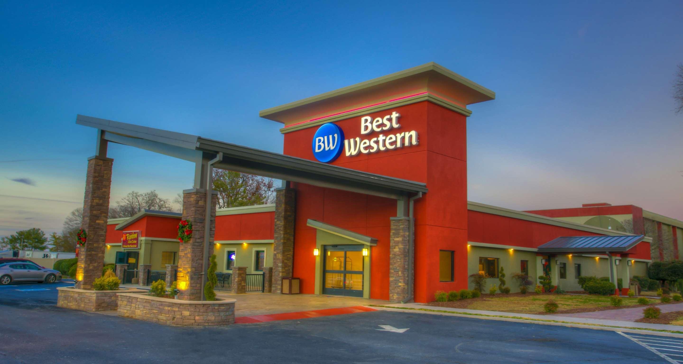 Days Inn & Suites By Wyndham Johnson City Extérieur photo